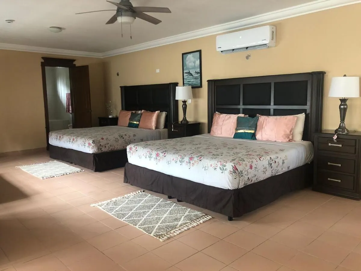Hotel Boutique Villas Segovia 科苏梅尔 住宿加早餐酒店